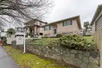 1521 E 64TH AVENUE - thumbnail 3