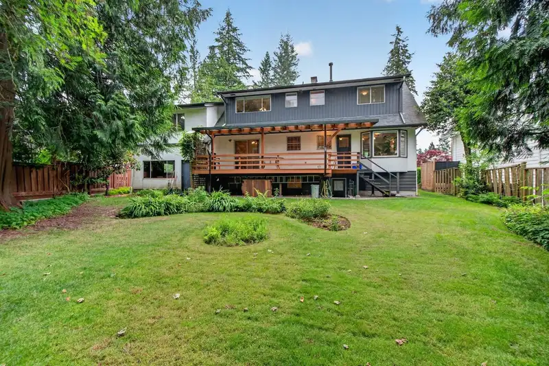 888 SEYMOUR DRIVE - photo 4 of 39