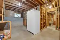 888 SEYMOUR DRIVE - thumbnail 34