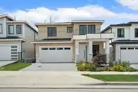 7527 205 STREET - thumbnail 1
