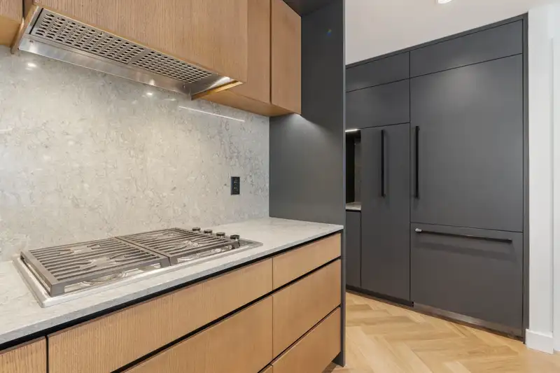 107 458 W 63RD AVENUE - photo 3 of 21
