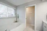 9 998 RIVERSIDE DRIVE - thumbnail 21