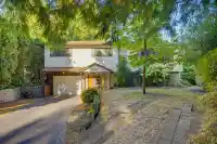 4611 203A STREET - thumbnail 2