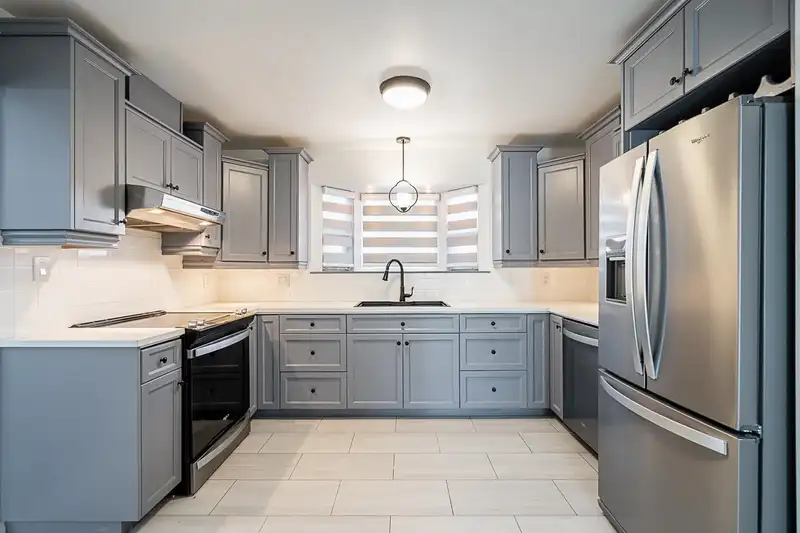 20573 48A AVENUE - photo 1 of 22