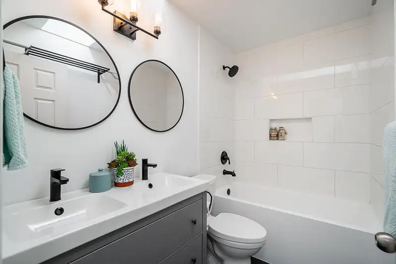 20573 48A AVENUE - photo 3 of 22