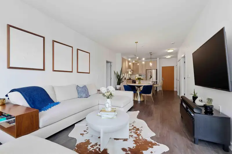 409 123 W 1ST STREET - photo 4 of 40