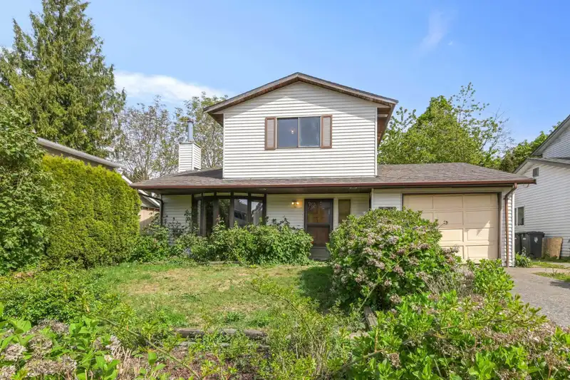 27591 31A AVENUE - photo 2 of 18