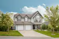 8381 CASSELMAN CRESCENT - thumbnail 1