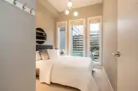 533 E 16 AVENUE - thumbnail 11