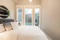 533 E 16 AVENUE - thumbnail 13