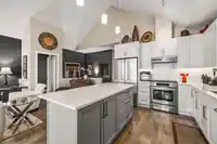 125 3458 BURKE VILLAGE PROMENADE - thumbnail 11