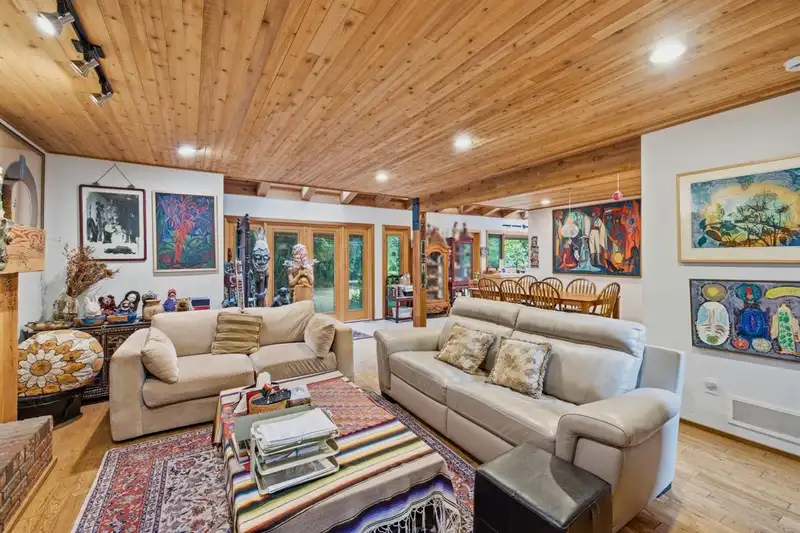 13965 HARRIS ROAD - photo 4 of 40