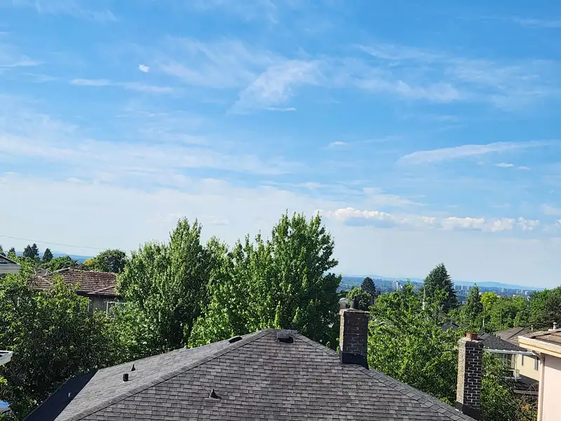 429 E 50TH AVENUE - photo 3 of 3