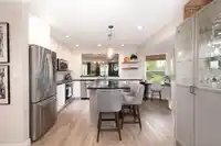 706 1500 OSTLER COURT - thumbnail 5