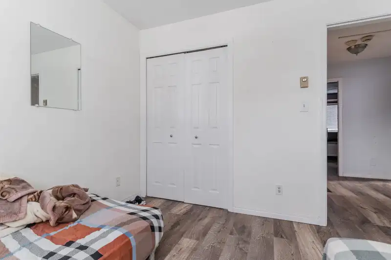 2907 CROSSLEY DRIVE - photo 3 of 6