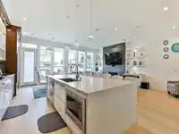 11667 N 74 AVENUE - thumbnail 5