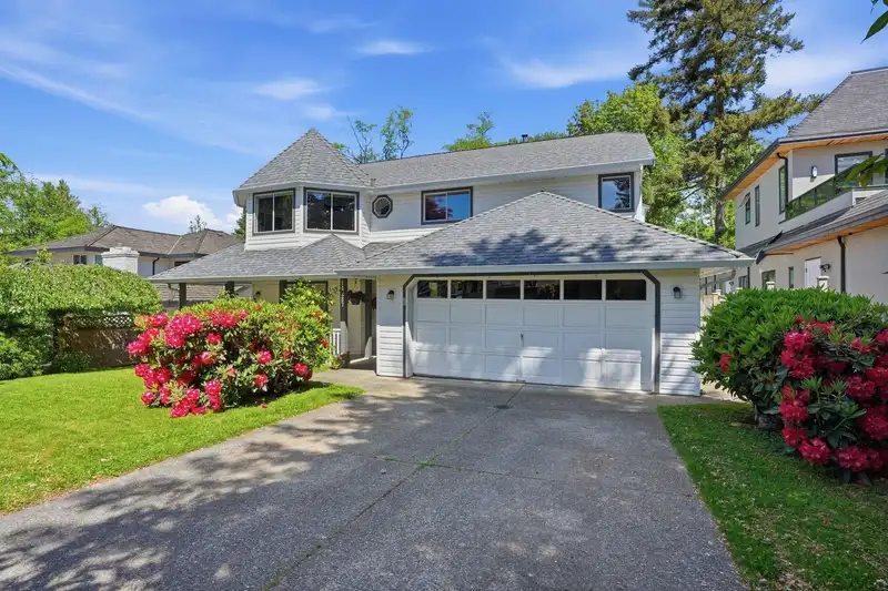 14287 73A AVENUE - photo 1 of 40
