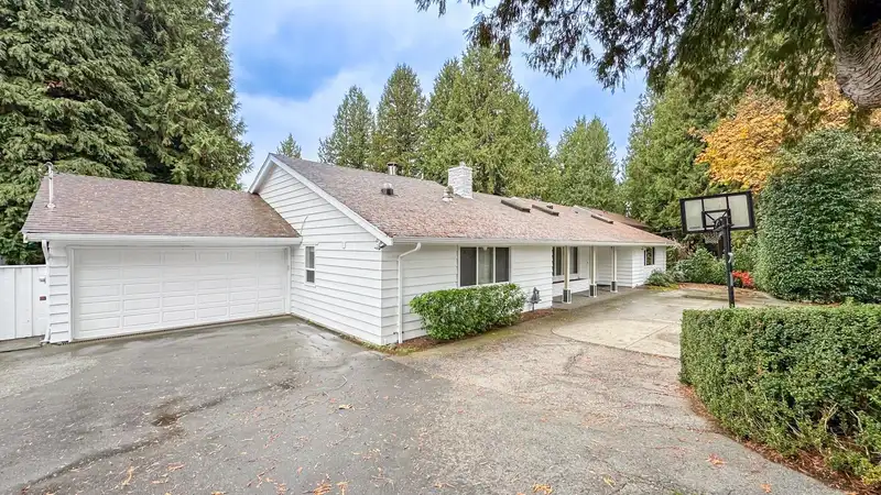 3522 SW MARINE DRIVE - photo 2 of 40