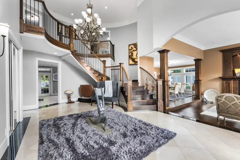 3027 PLATEAU BOULEVARD - photo 3 of 40