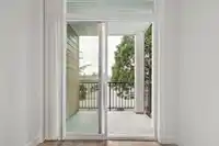 302 20686 EASTLEIGH CRESCENT - thumbnail 23