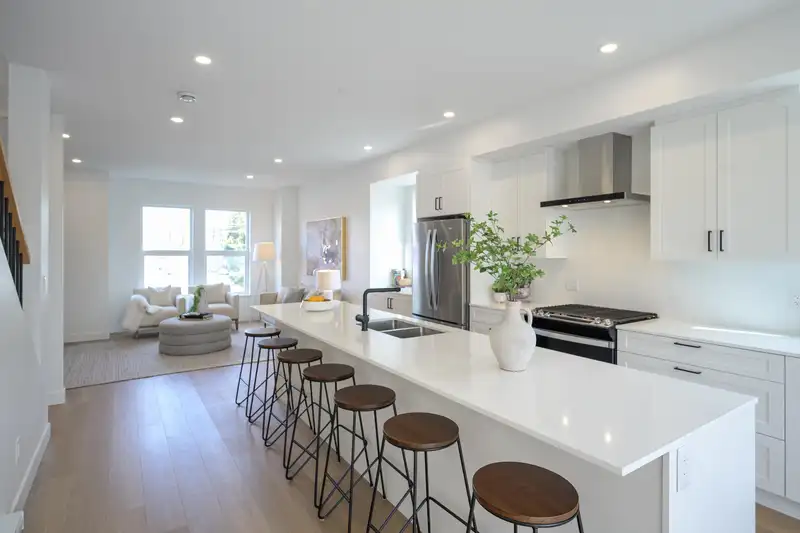 1 4788 54A STREET - photo 1 of 39