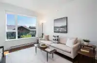 402 1061 MARINE DRIVE - thumbnail 2