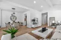 307 1460 MARTIN STREET - thumbnail 3