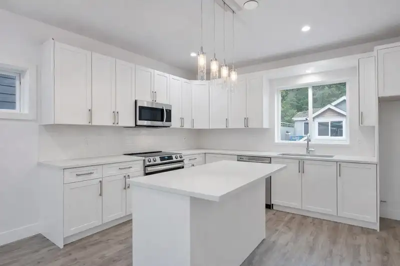 34 750 HOT SPRINGS ROAD - photo 2 of 26
