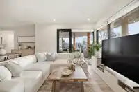 338 2635 KING GEORGE BOULEVARD - thumbnail 3