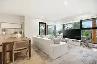 338 2635 KING GEORGE BOULEVARD - thumbnail 4