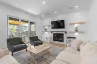 8910 117A STREET - thumbnail 10