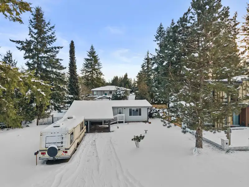 20762 38A AVENUE - photo 3 of 25