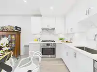 23 7565 OAK STREET - thumbnail 6