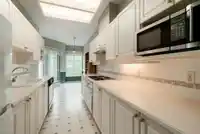 218 8775 JONES ROAD - thumbnail 6