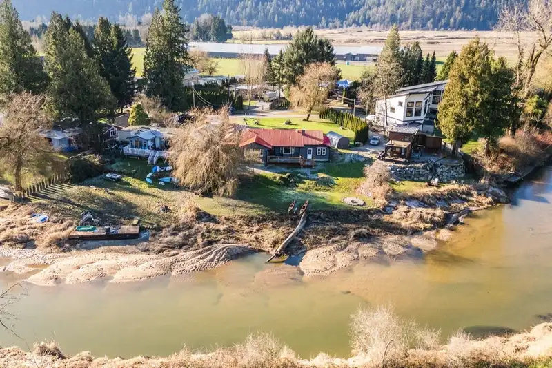 10148 MOUNTAINVIEW ROAD - photo 2 of 40