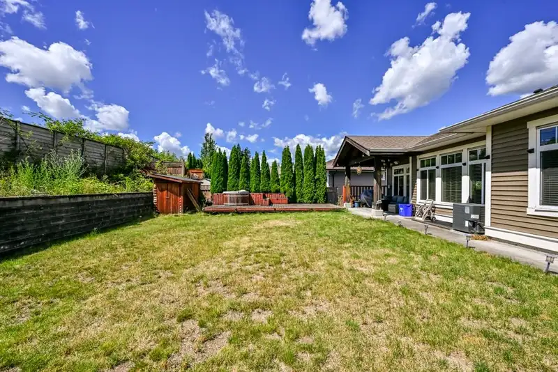 2779 BRISTOL DRIVE - photo 4 of 40