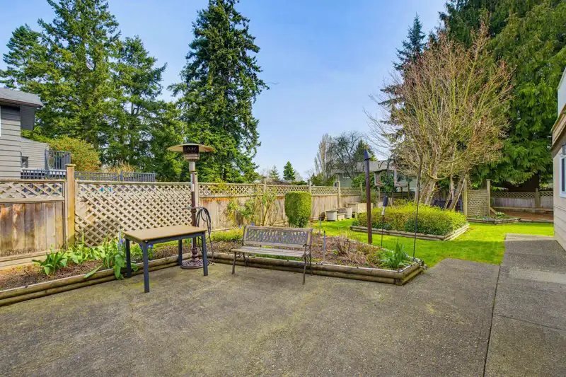 466 55 STREET - photo 4 of 40