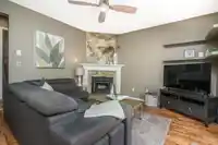 8548 212 STREET - thumbnail 17