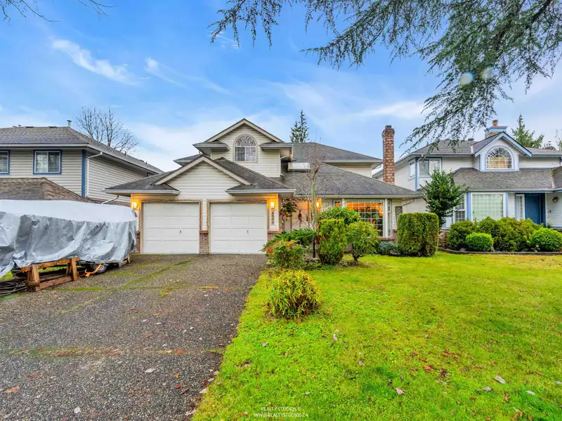 8594 212 STREET - photo 2 of 40