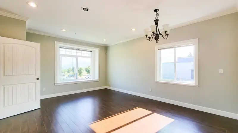 3096 E 26TH AVENUE - photo 3 of 37