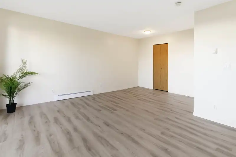 303 1296 W 70TH AVENUE - photo 4 of 14