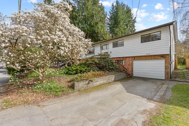 16730 26 AVENUE - photo 4 of 8