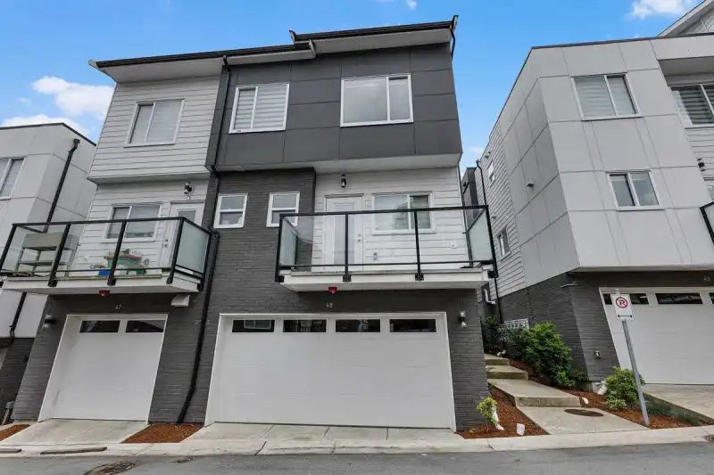 48 9652 162A STREET - photo 1 of 33