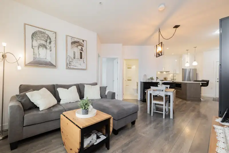 418 20829 77A AVENUE - photo 1 of 32