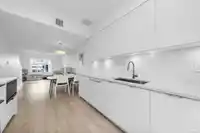 204 678 FAIRVIEW STREET - thumbnail 4