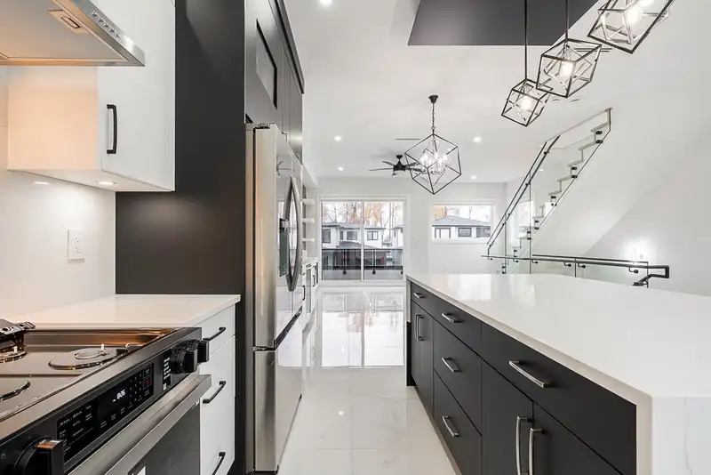 101 16649 18A AVENUE - photo 4 of 30