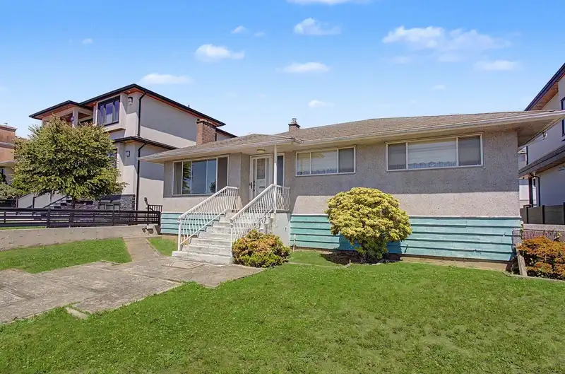 4843 VENABLES STREET - photo 3 of 21