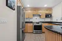 12 11331 CAMBIE ROAD - thumbnail 2