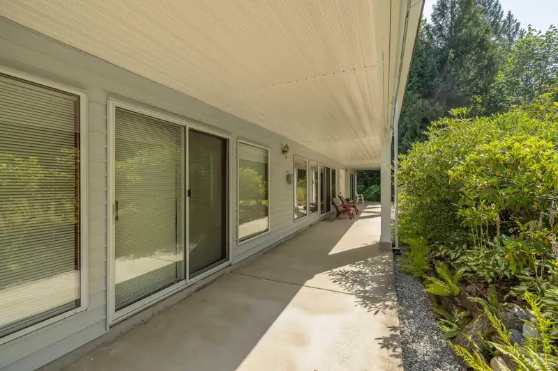 26307 GRANT AVENUE - photo 4 of 40