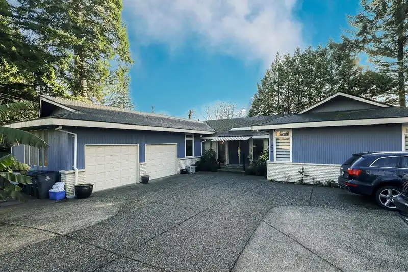 12970 56 AVENUE - photo 1 of 36